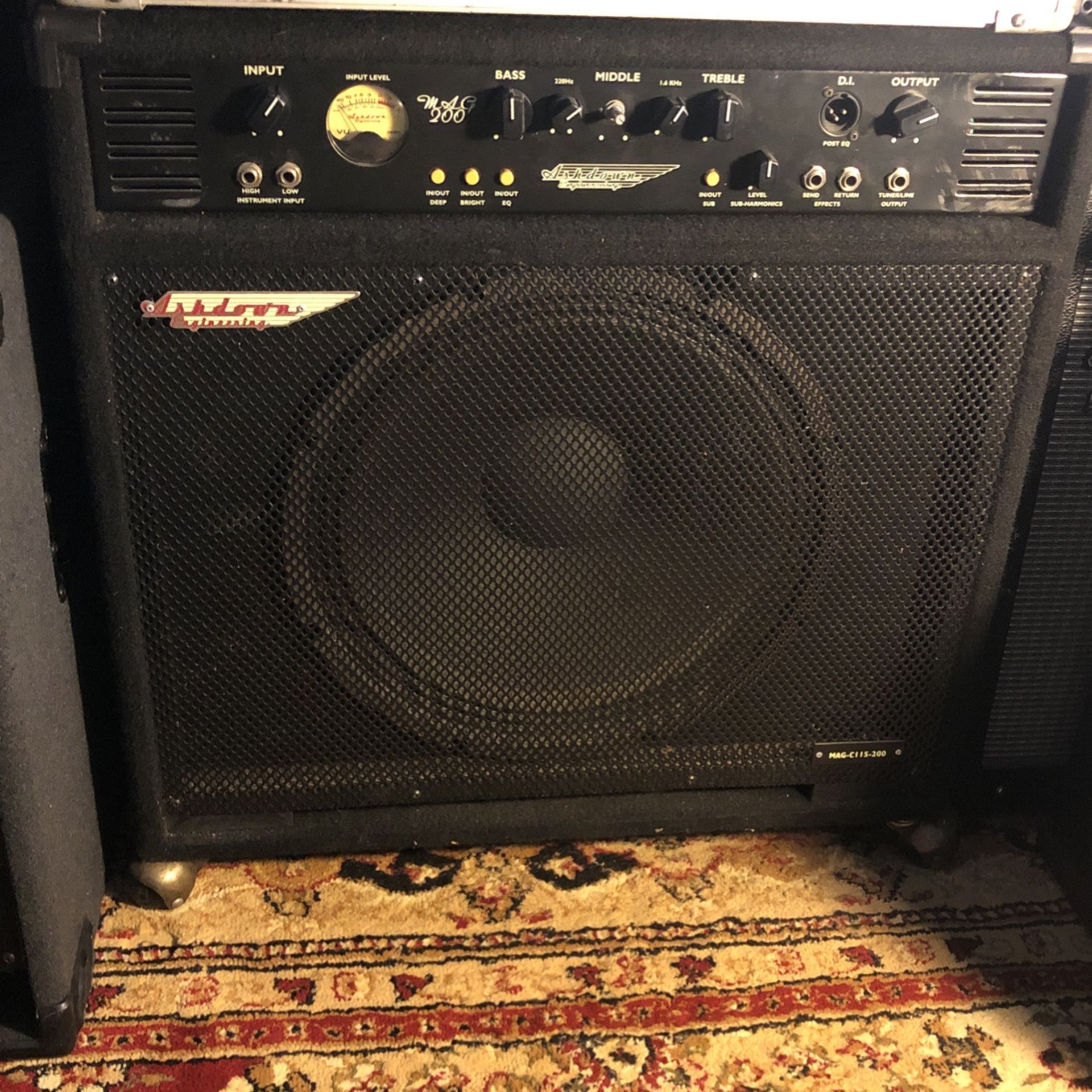 Ashdown bass combo amplifier 15 inch $180