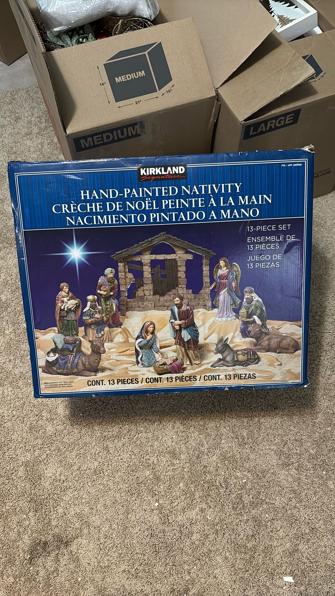 Hand Painting Nativity