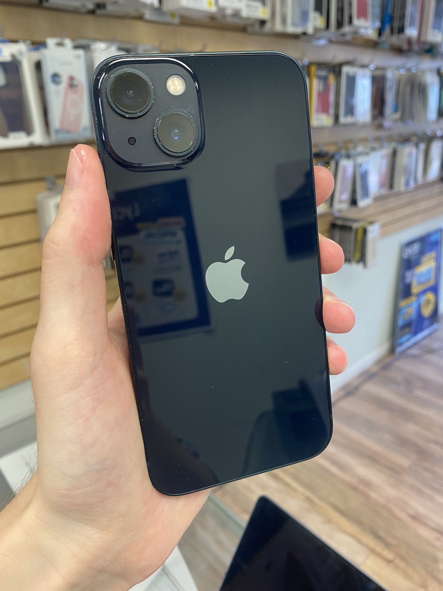 iPhone 13 128GB Unlocked