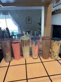 Starbucks tumbler cups