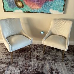 White Velvet Chairs 90$ per chair