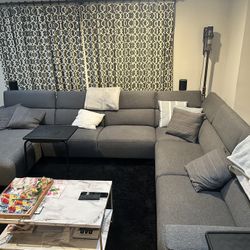 4-Piece Gray Sectional Sofa – Comfortable, Modern, Great Condition
