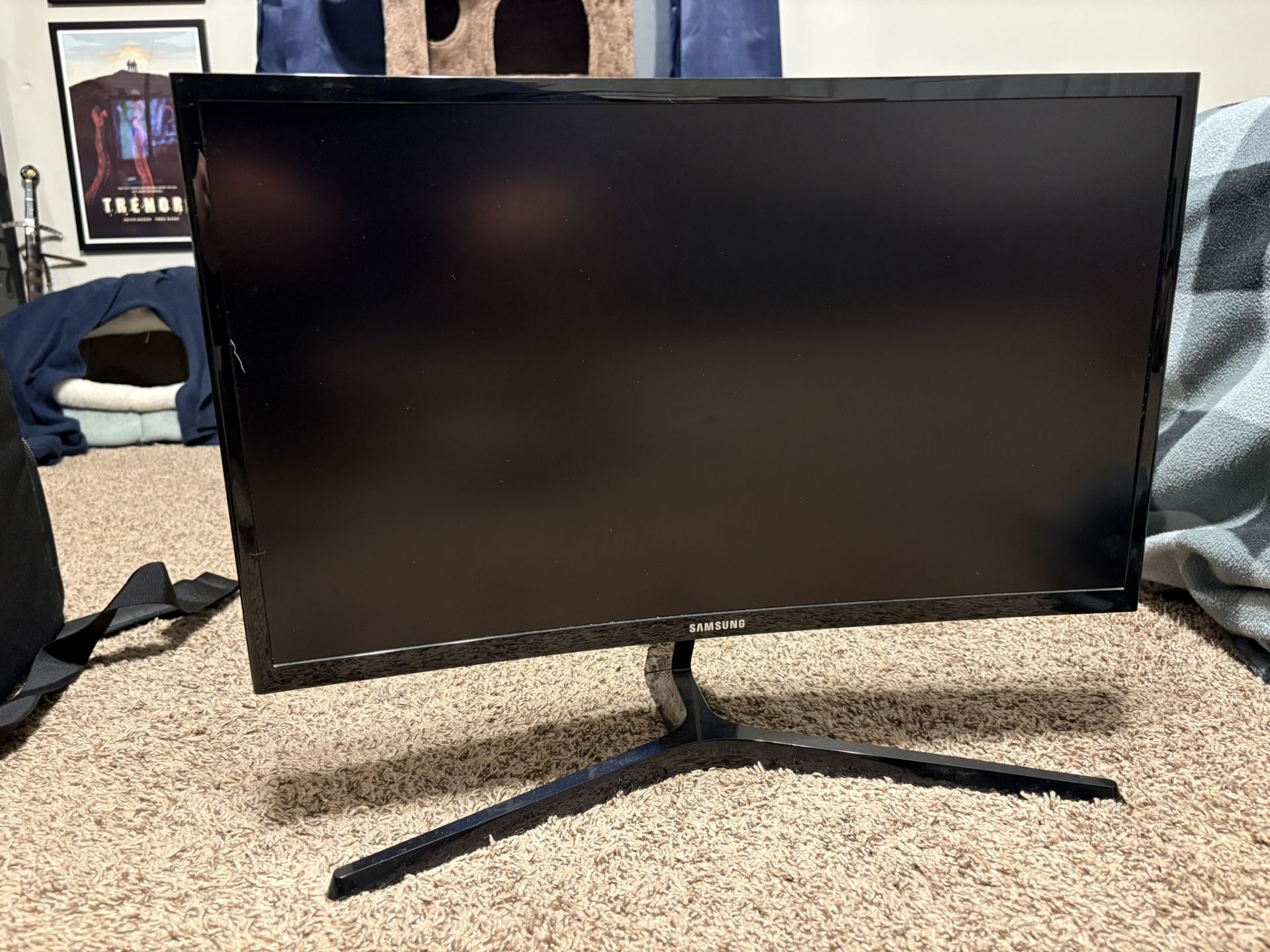 Samsung 24 inch Curved Monitor