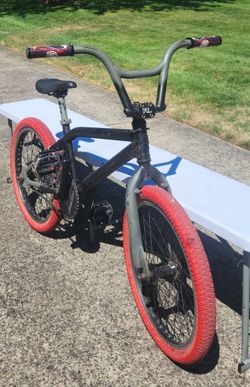 BMX Bike - 2004 Redline