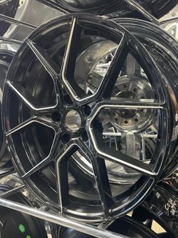 ​Machined-face 20x9.5 5-lug rims for BMW X3 & Chevy SS Vehicle Fitment: Your ride shouldn't look like every other basic vehicle in traffic. Give it th