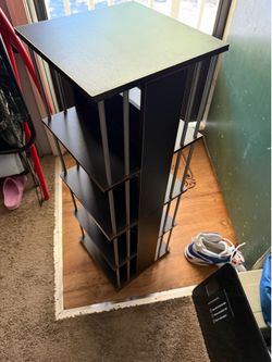 Rotating shelf