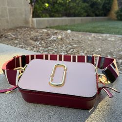 Authentic Marc Jacob’s Pink Camera Bag-Grab Now