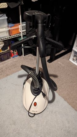 Standing Garment Steamer