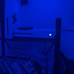 Xbox One Works Good Turns On Smooth 