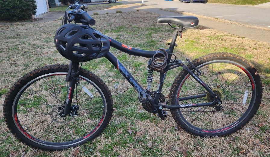 Well Maintained Ozone 500 Exhilarate 27.5" Mountain Bike