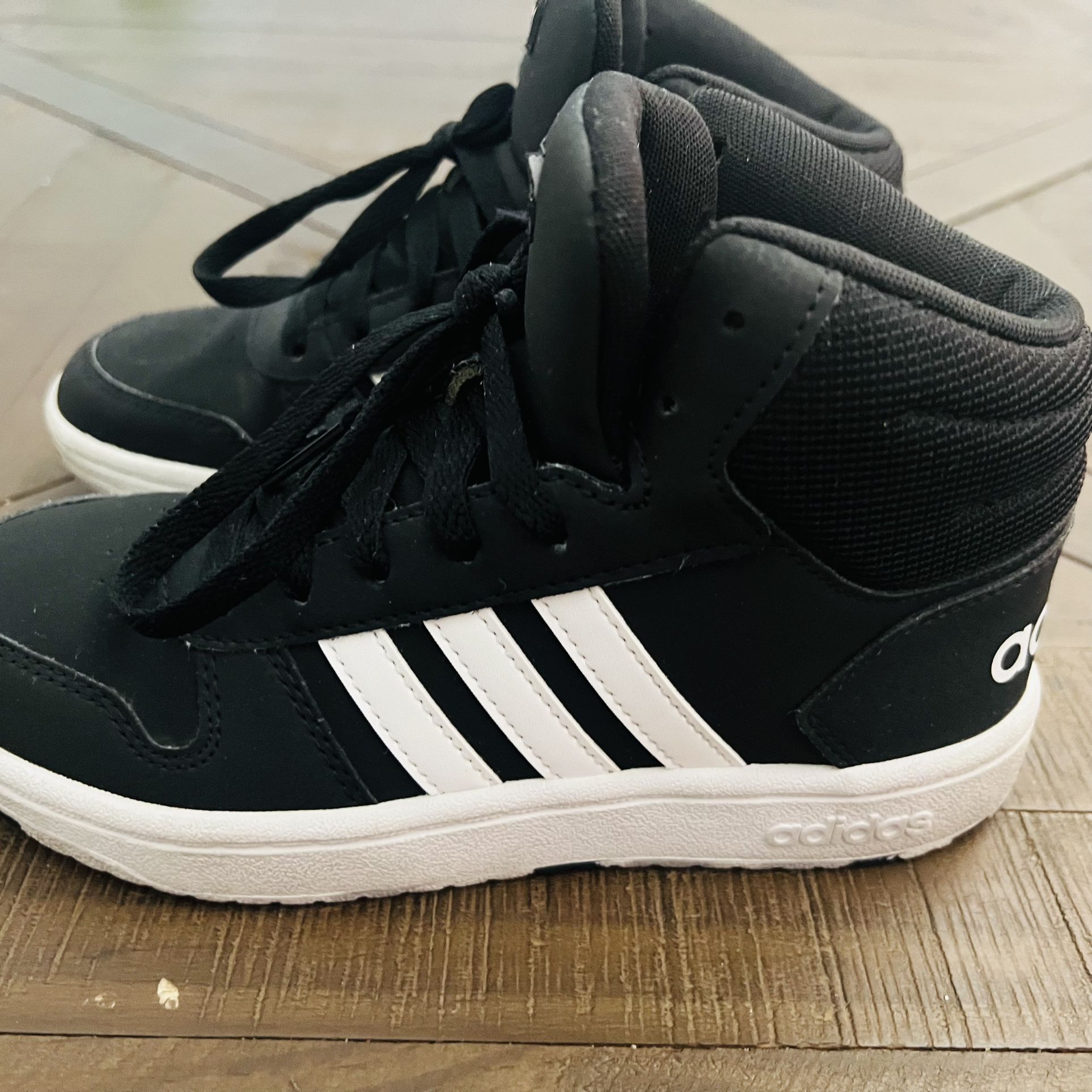 Adidas High Tops Big Boys Shoes 