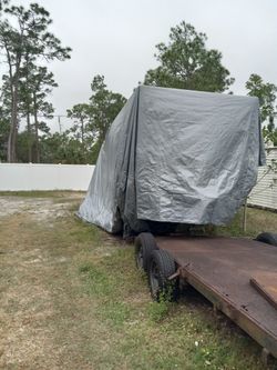 It's A Fifth Wheel RV
