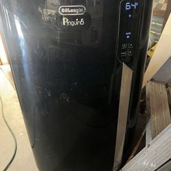 DeLonghi Pinguino Air Conditioner 4 in 1