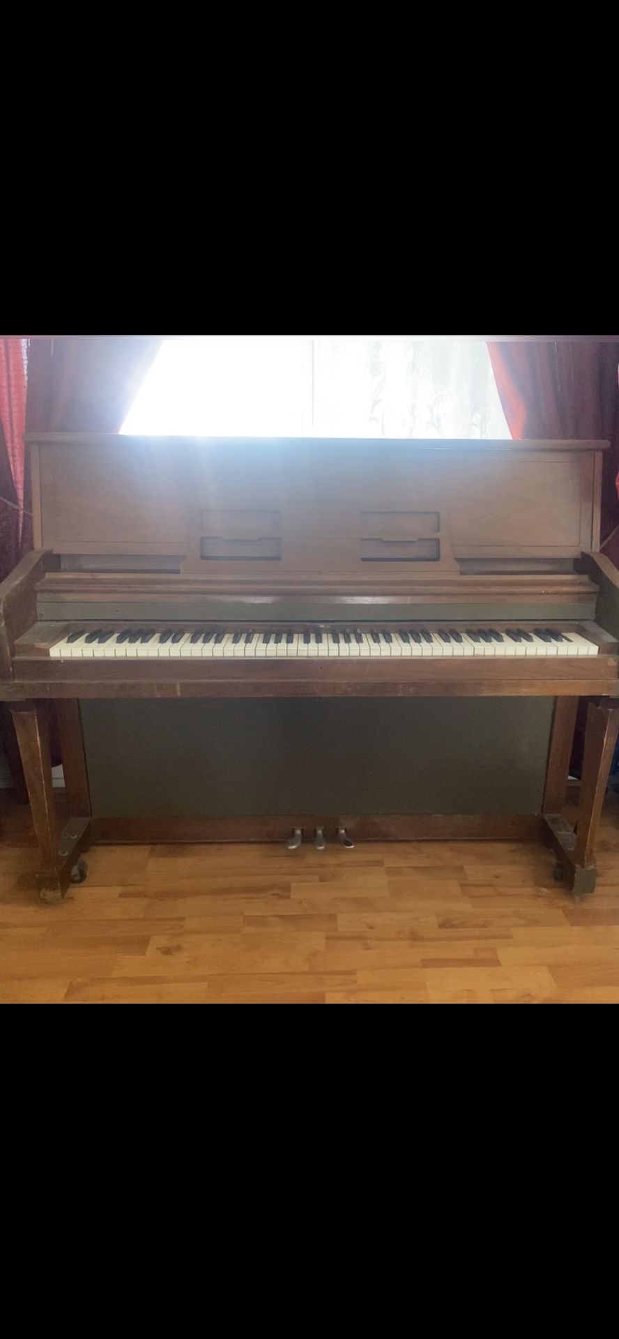 Nice Piano