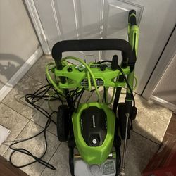 NEW powe washer 
