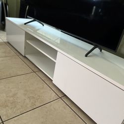 IKEA TV STAND MEDIA CONSOLE WHITE (L68"W16"H13") 