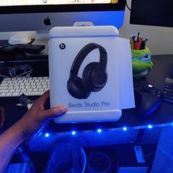 Beats Studio Pro 