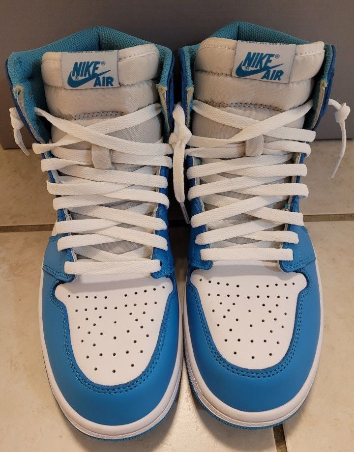 Jordan 1  UNC 