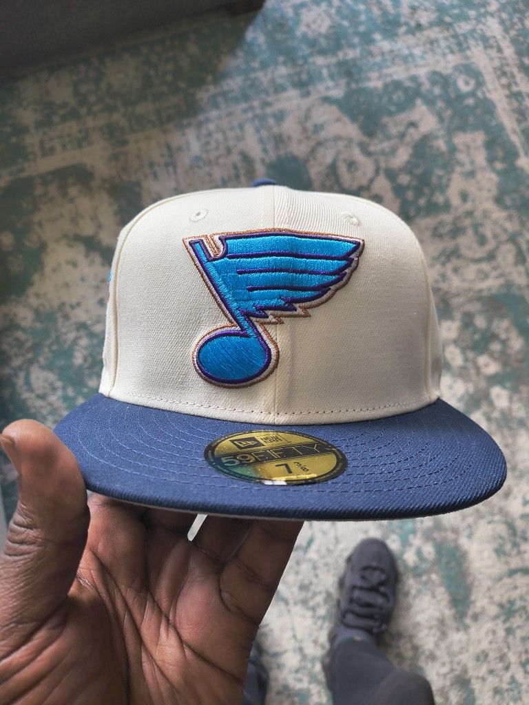 New Era St. Louis Blues Fitted Hat Size 7 3/8 