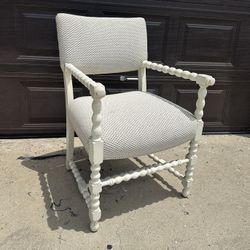 Beautiful Vintage Shabby Chic Solid Wood Accent Chair $137 Like New