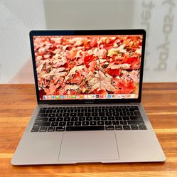  MacBook Air 13” 2019 1.6Ghz i5 8GB RAM 500GB SSD Fully Functional!
