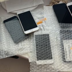 Selling a lot of 8 iPhone 7 Plus 32GB devices – Perfect for resellers, repair shops, and exporters!