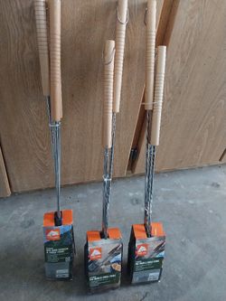 2 Piece Hot Dog Cooker And Grill Fork.