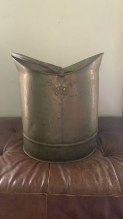 Heavy metal/brass hammered, coal, scuttle, bucket, fireplace, firewood, pail planter