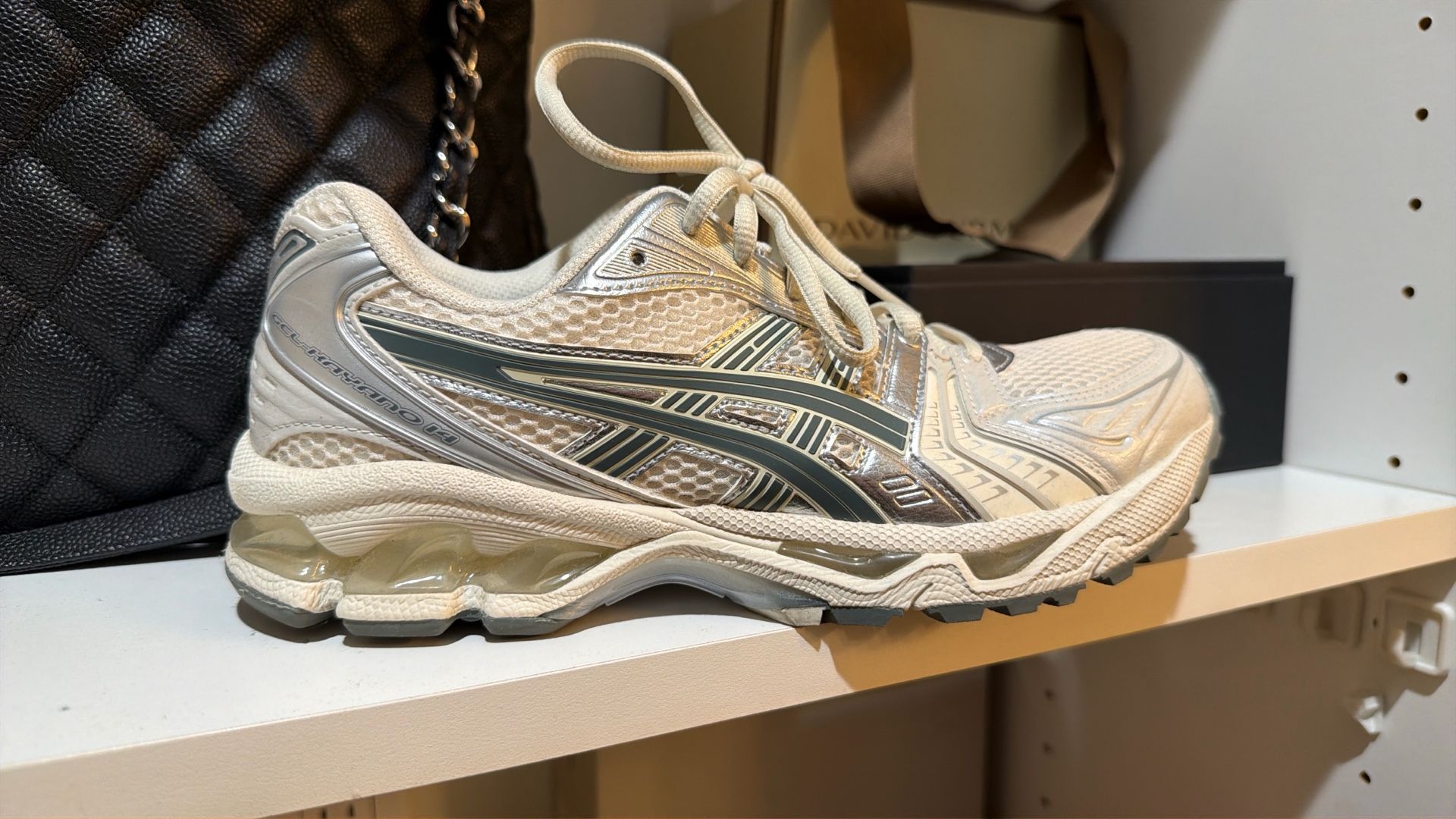 ASICS gel Kayano 14 Size 8. New