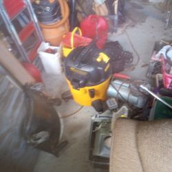 DeWalt Shop Vaccume.