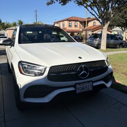 2022 Mercedes Benz GLC300 