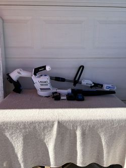 HART 20-Volt Cordless Hybrid 12-inch String Trimmer/Edger and Blower Kit (2) 2.0