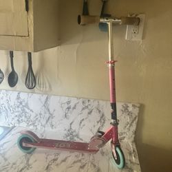 Girls Folding Scooter $10