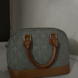 Lou Bag