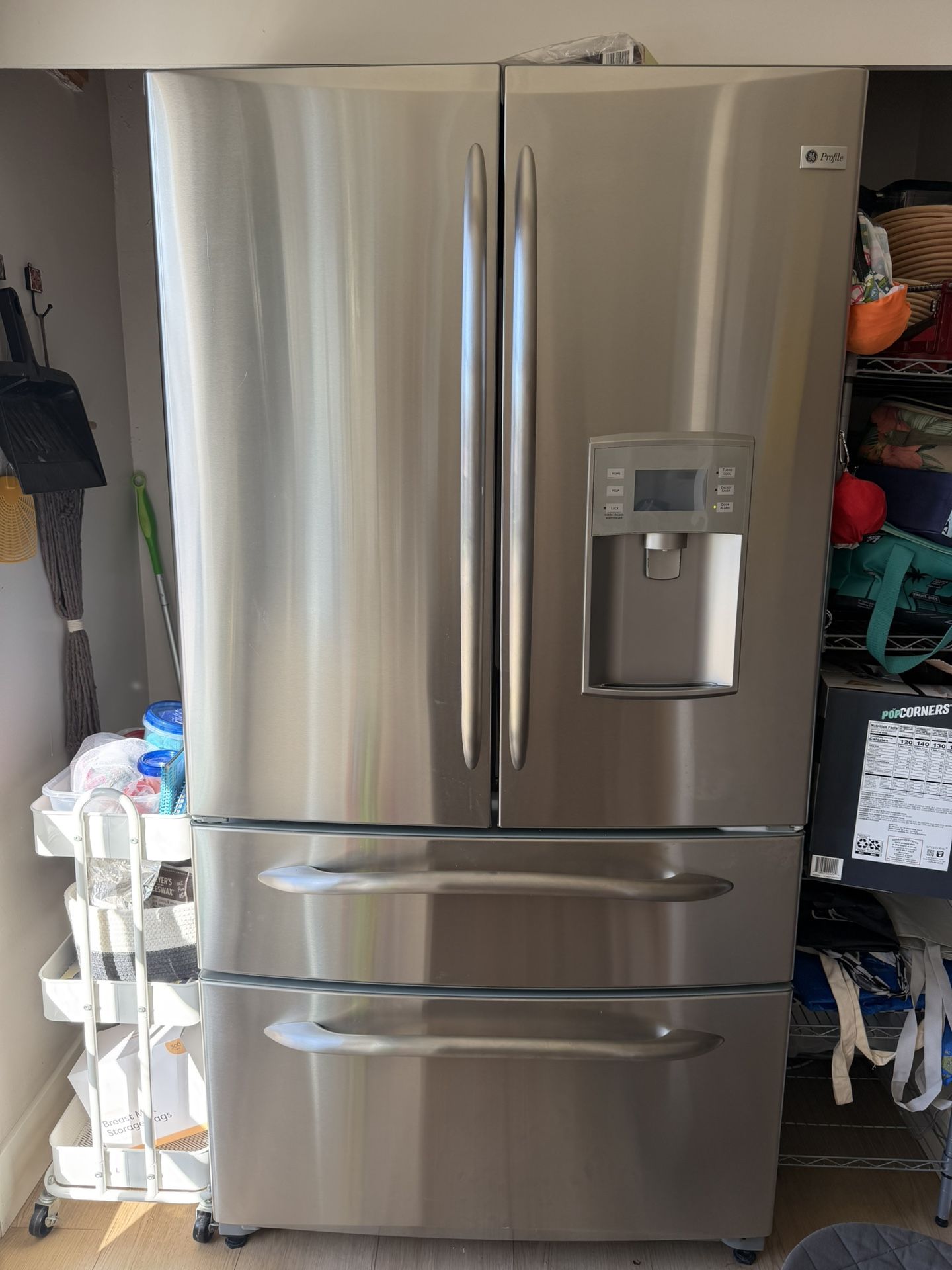 LG Profile fridge -FREE - READ DESCRIPTION