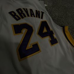 Kobe Jersey Brand New(you Can Adjust The Price )