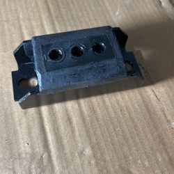 Gm Trans Mount