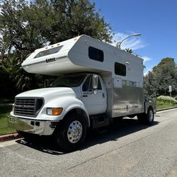 2000 Ford F650