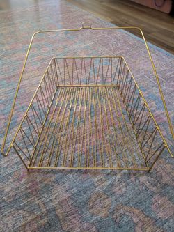 Kallas wire basket brass color