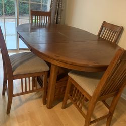 Dining Table (Bar height )With 4 Chairs 