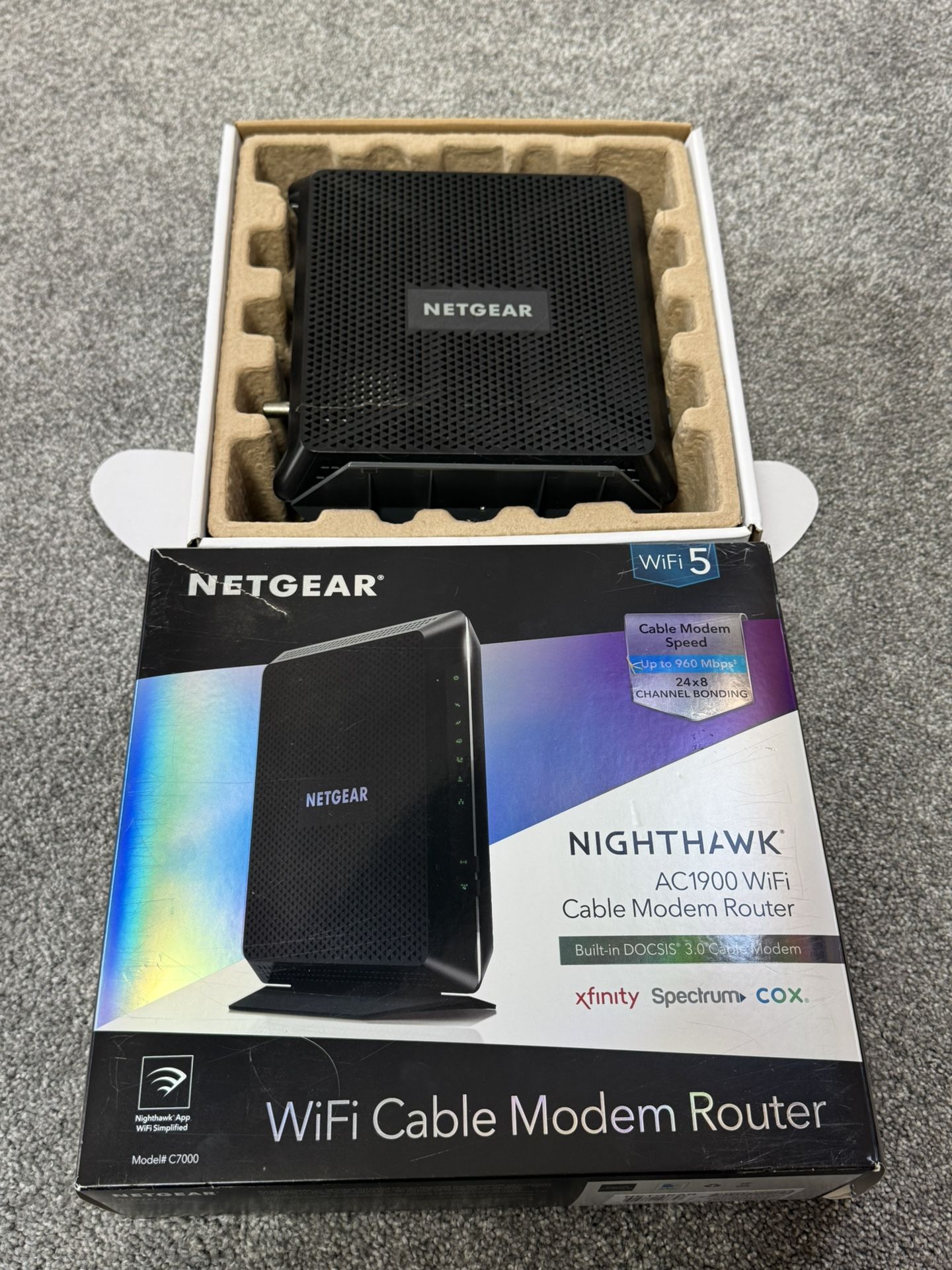 NetGear Nighthawk (WiFi+ cable modem + router )