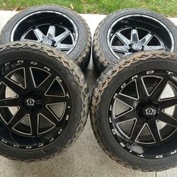 22x12 Tis Offroad Wheels & M/t Tires