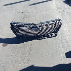 2020-2025 Cadillac XT6 front Grille W/emblem OEM 