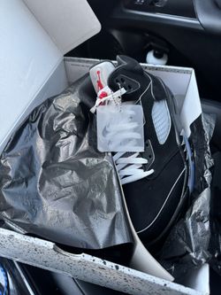 Jordan 5 Black Metallic 