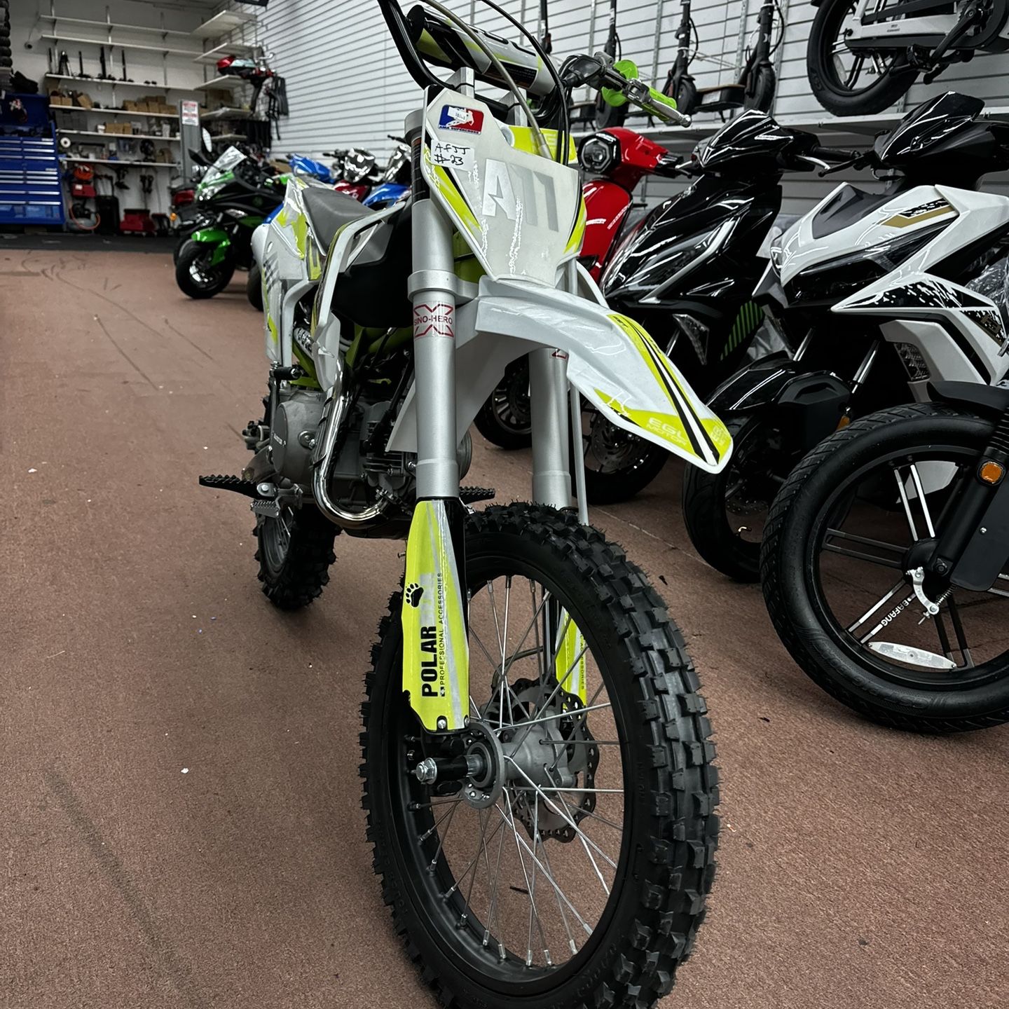 Brand New EGL motor Dirt Bike 125cc 