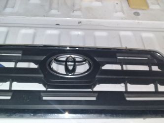 Toyota Tacoma2017 Grill