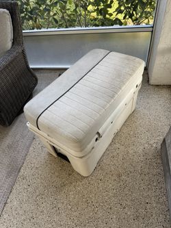 Boat Seat Cooler