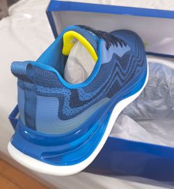 Men's Running sneakers sz 11