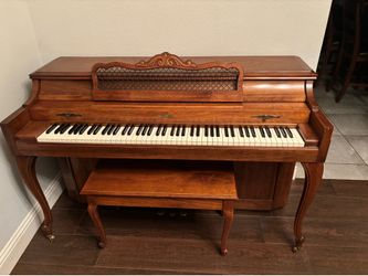 Baldwin Wood Piano