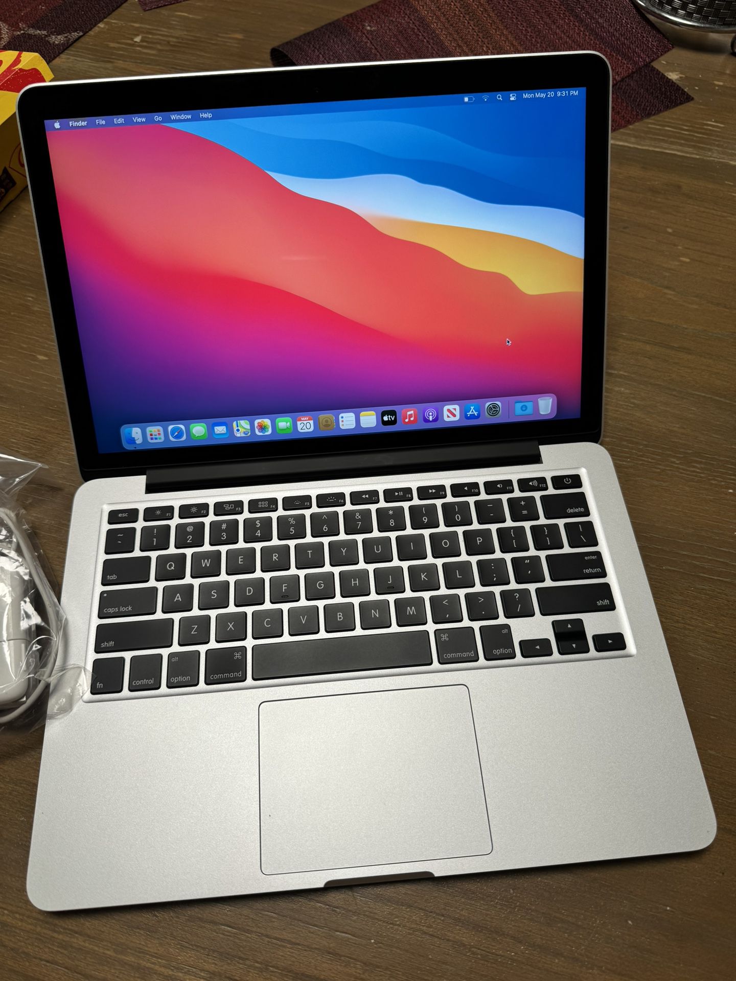 MacBook Pro 13’ 2015 I5 500gb 1556mb